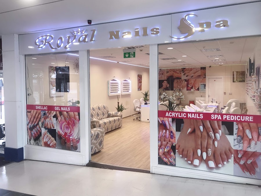 Royal Nails Spa showcase