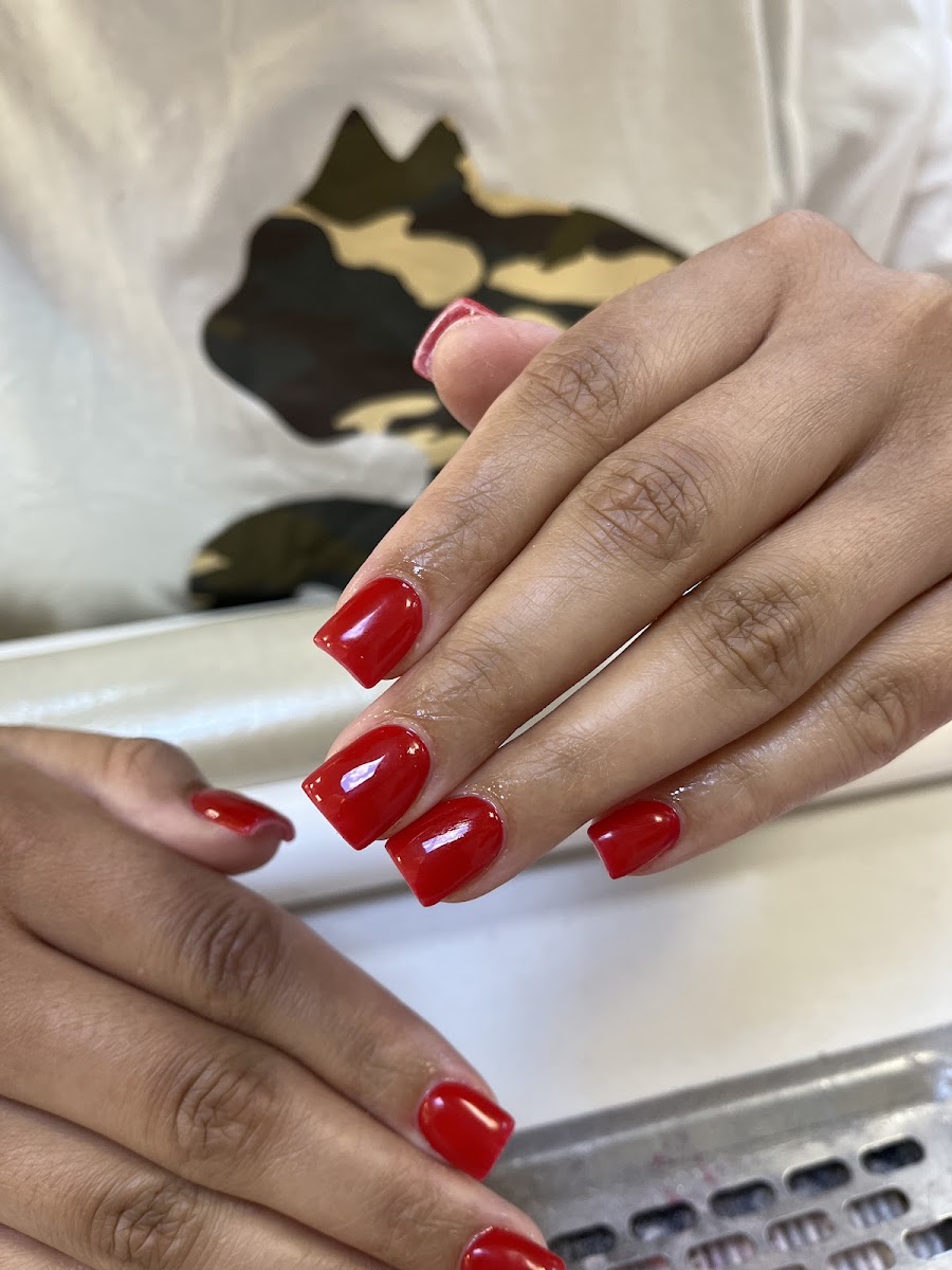 Royal Nails Spa work